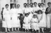 Fiatal lányok viselete az 1930-as évek vége felé
